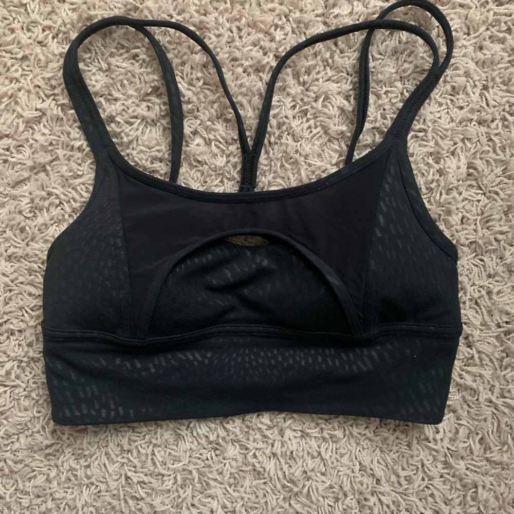 Lululemon double layer sports bra in black